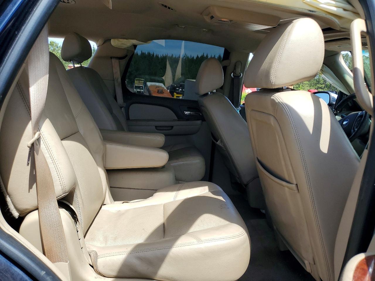 Chevrolet Tahoe C1500 Ltz