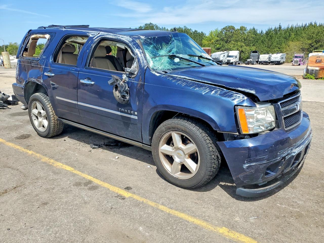 Chevrolet Tahoe C1500 Ltz