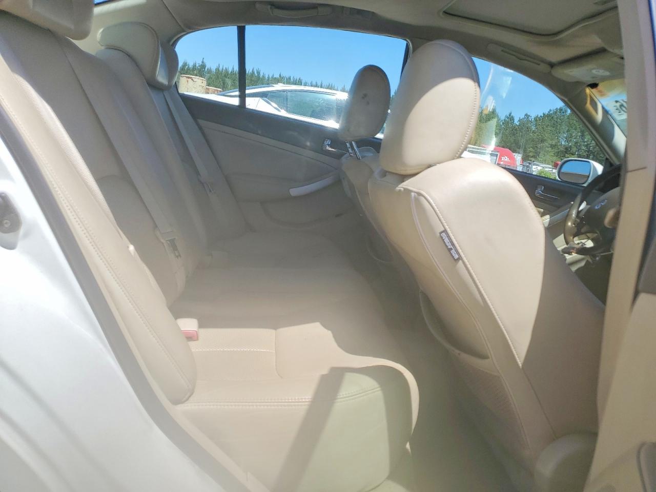 INFINITI G35 Base Base