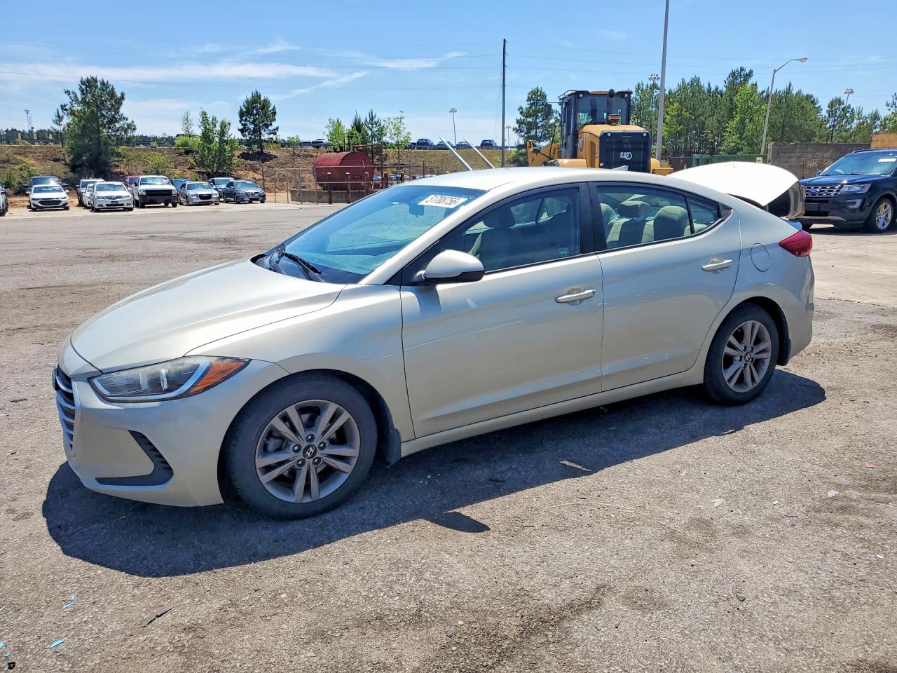 Salvage Hyundai ELANTRA Image