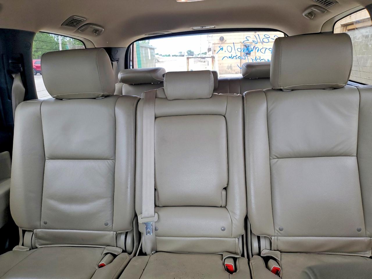 Toyota Sequoia Sr5