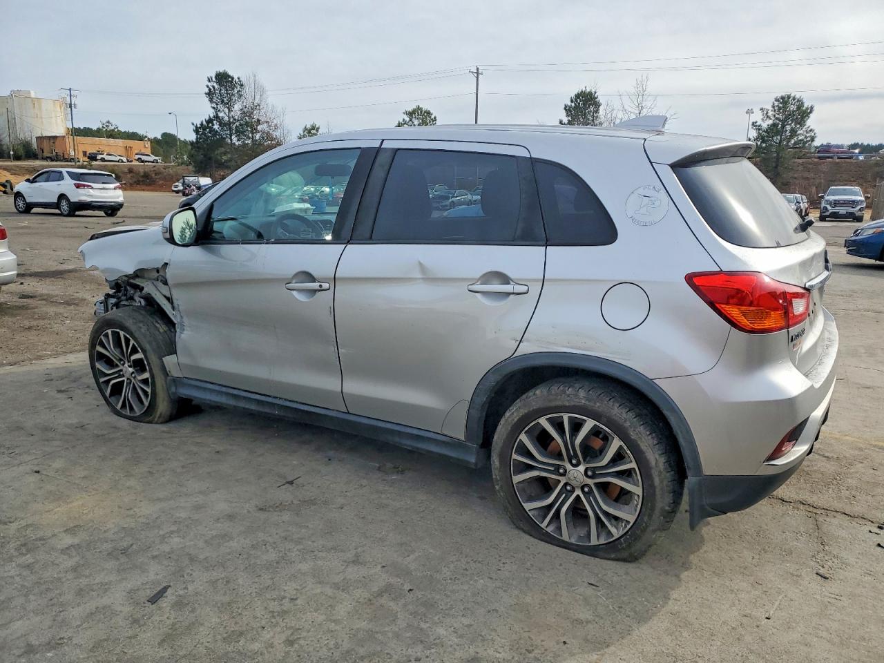 Mitsubishi Outlander Es