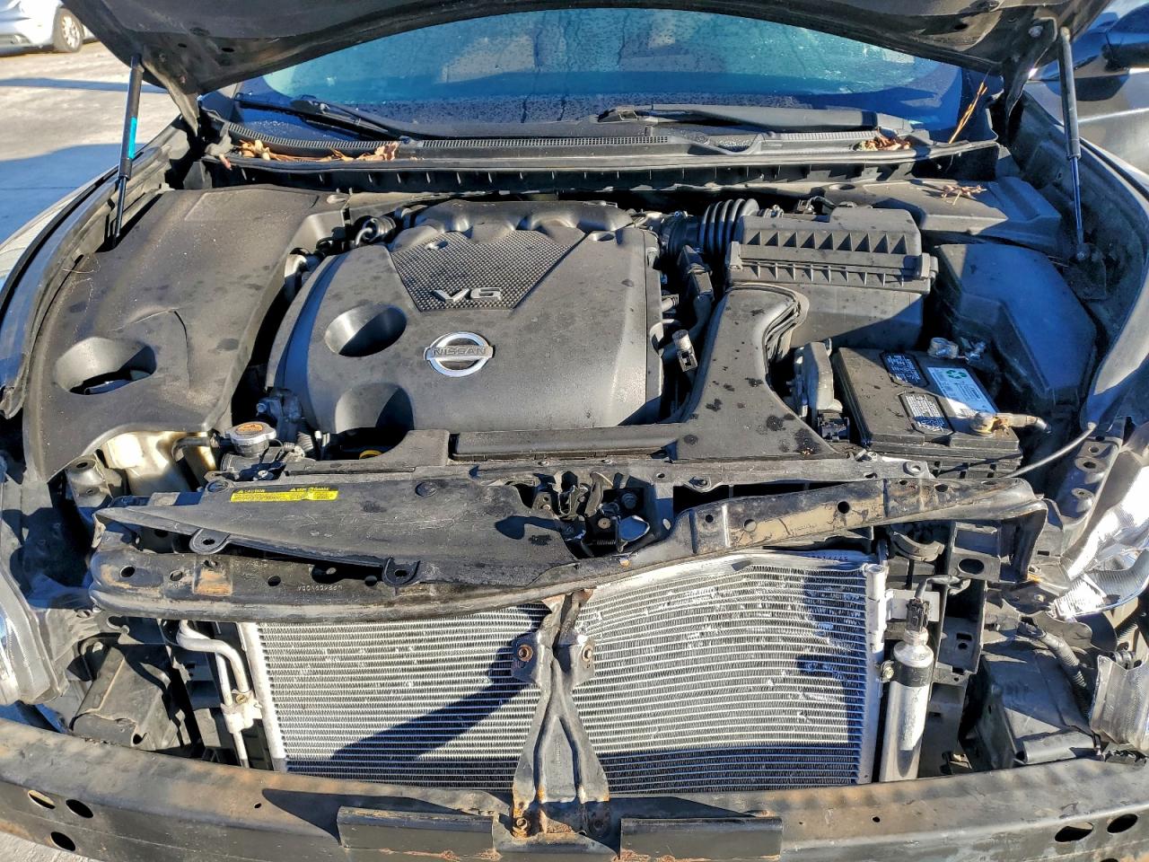 Nissan Maxima S