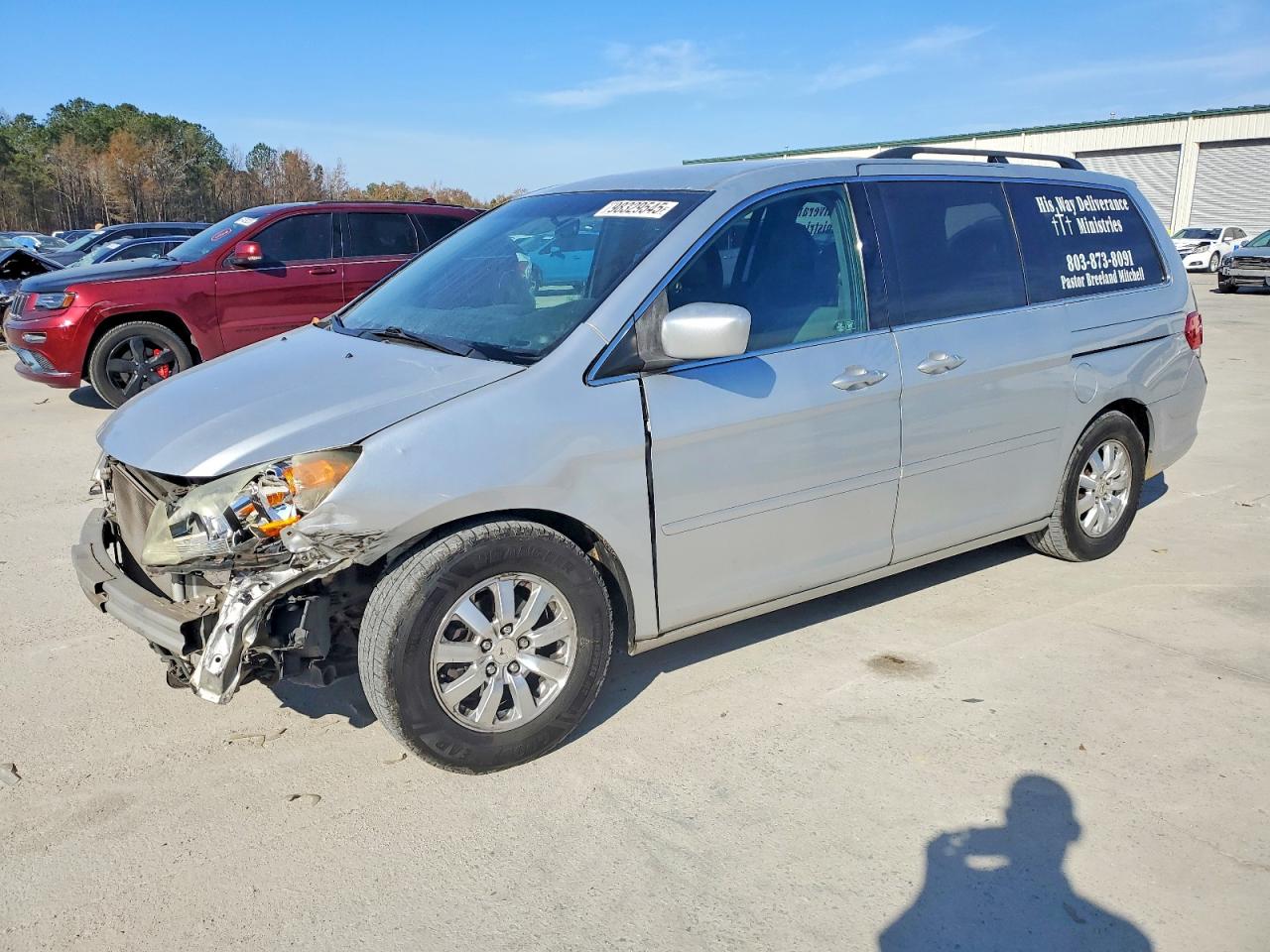Salvage Honda Odyssey Image