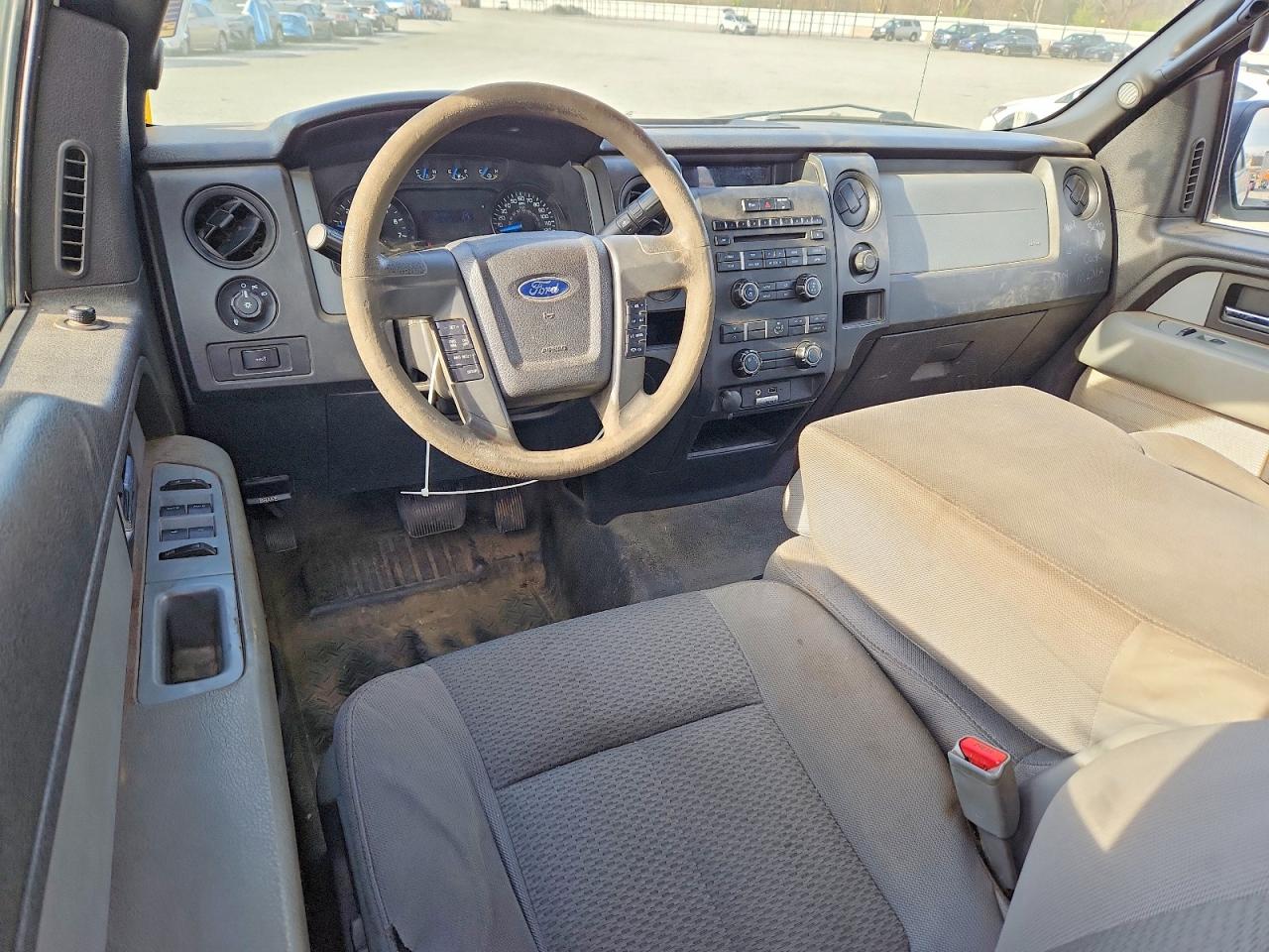 Ford F-150 Super Cab