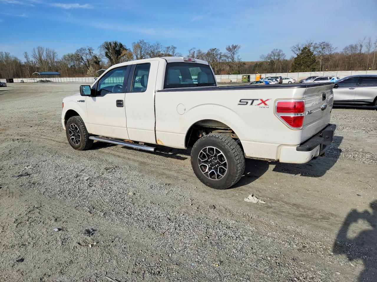 Ford F-150 Super Cab