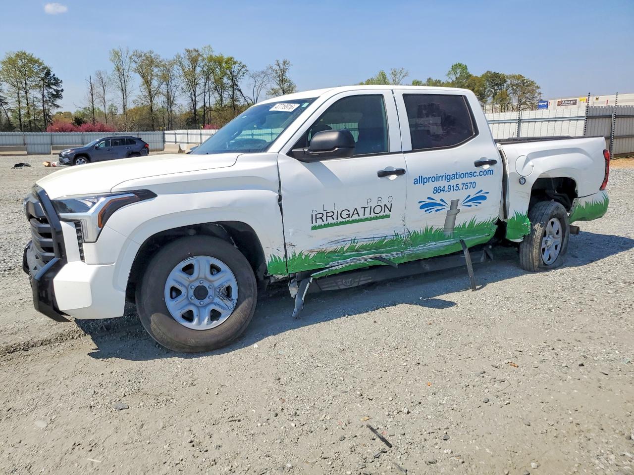 Salvage Toyota Tundra Image