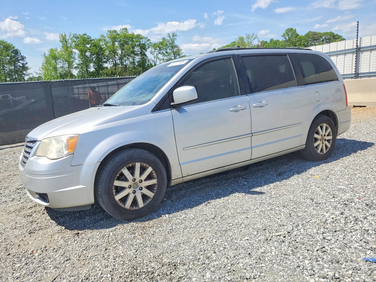Salvage Chrysler Minivan Image