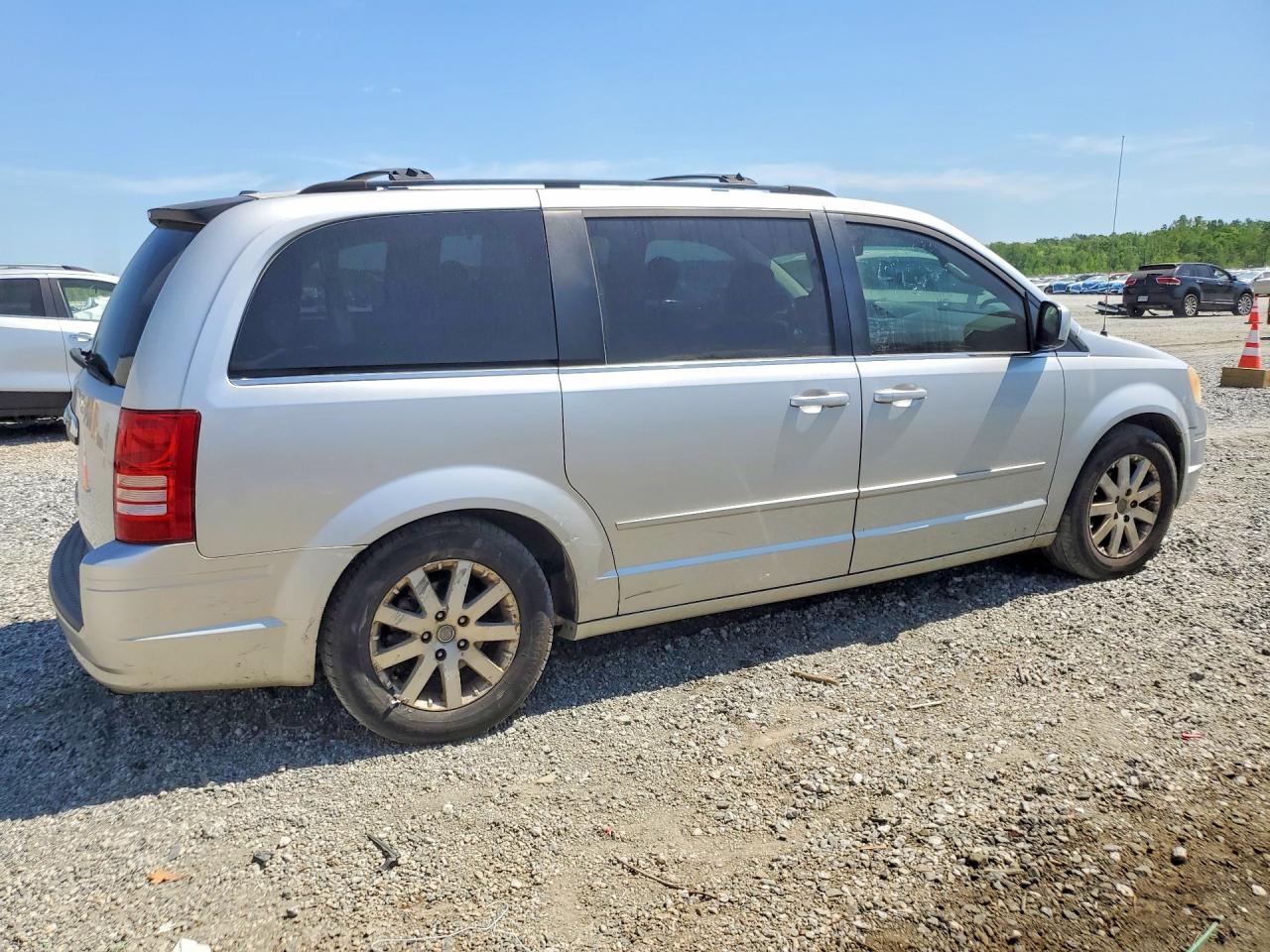 Chrysler Minivan Touring