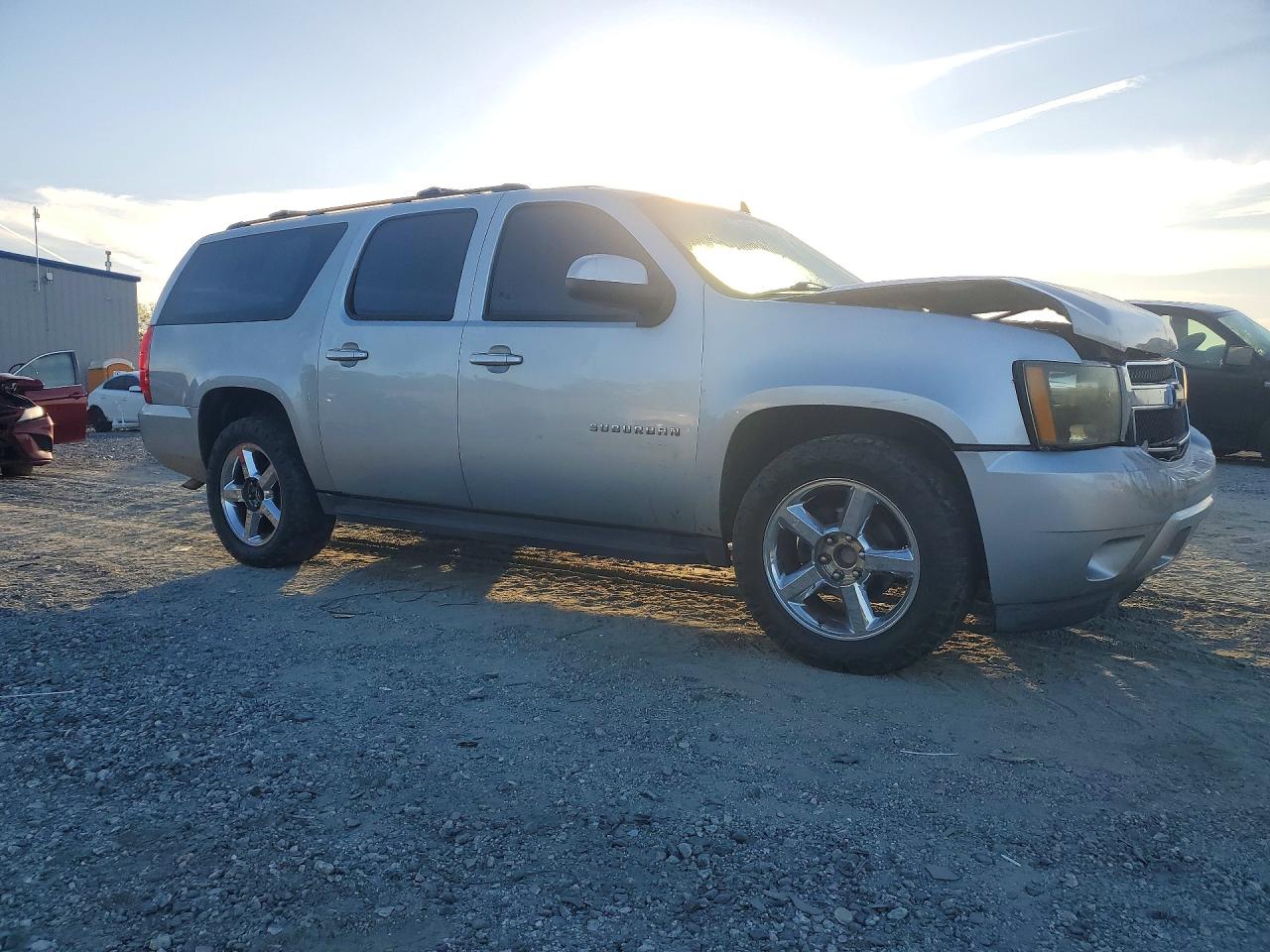 Chevrolet Suburban C1500 Ls
