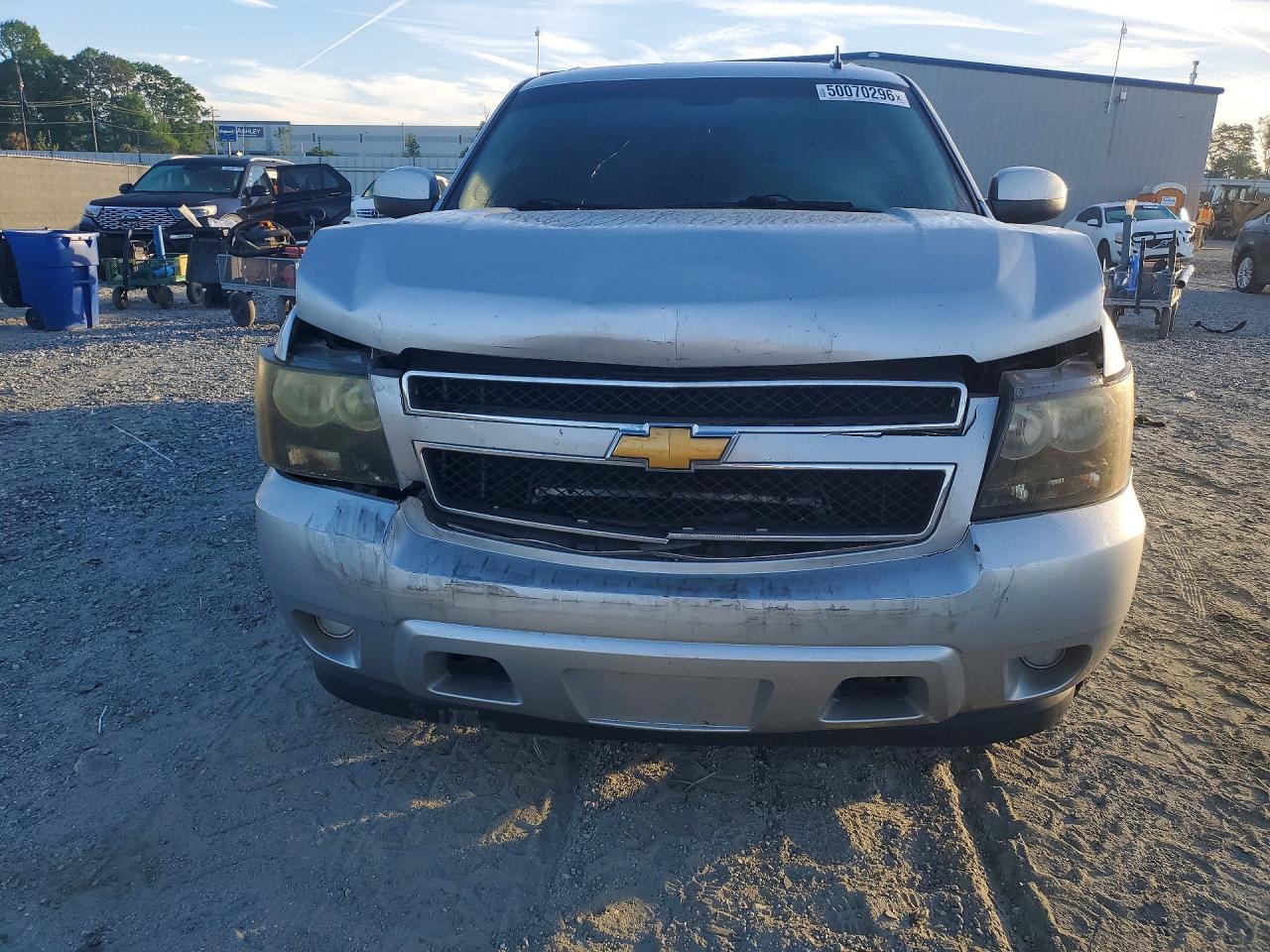 Chevrolet Suburban C1500 Ls