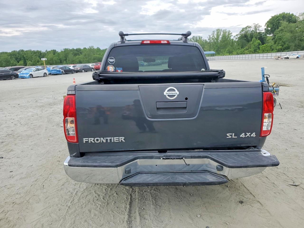 Nissan Frontier S