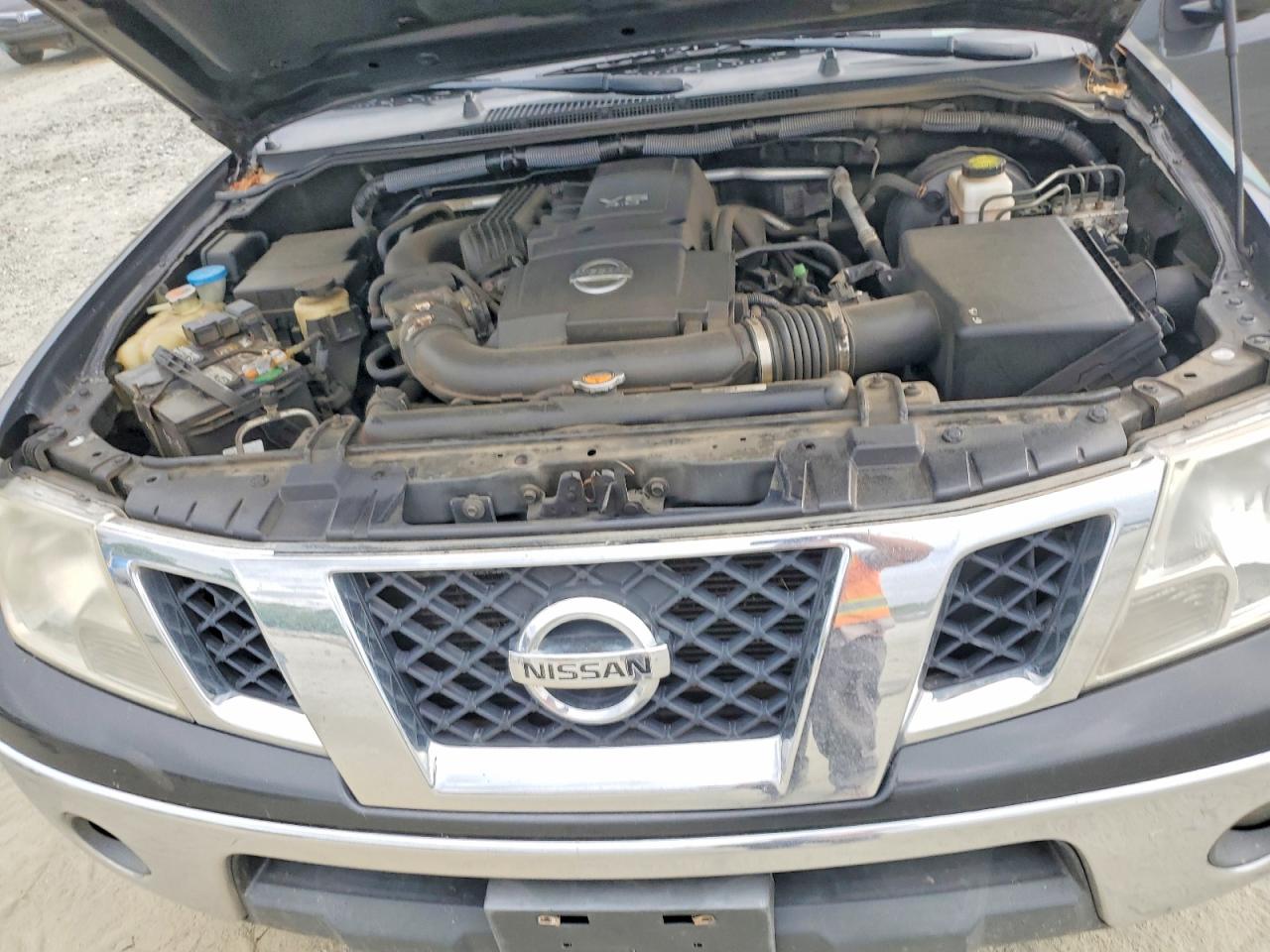 Nissan Frontier S