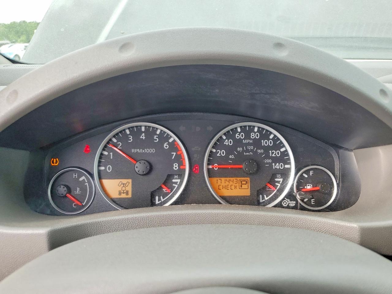 Nissan Frontier S