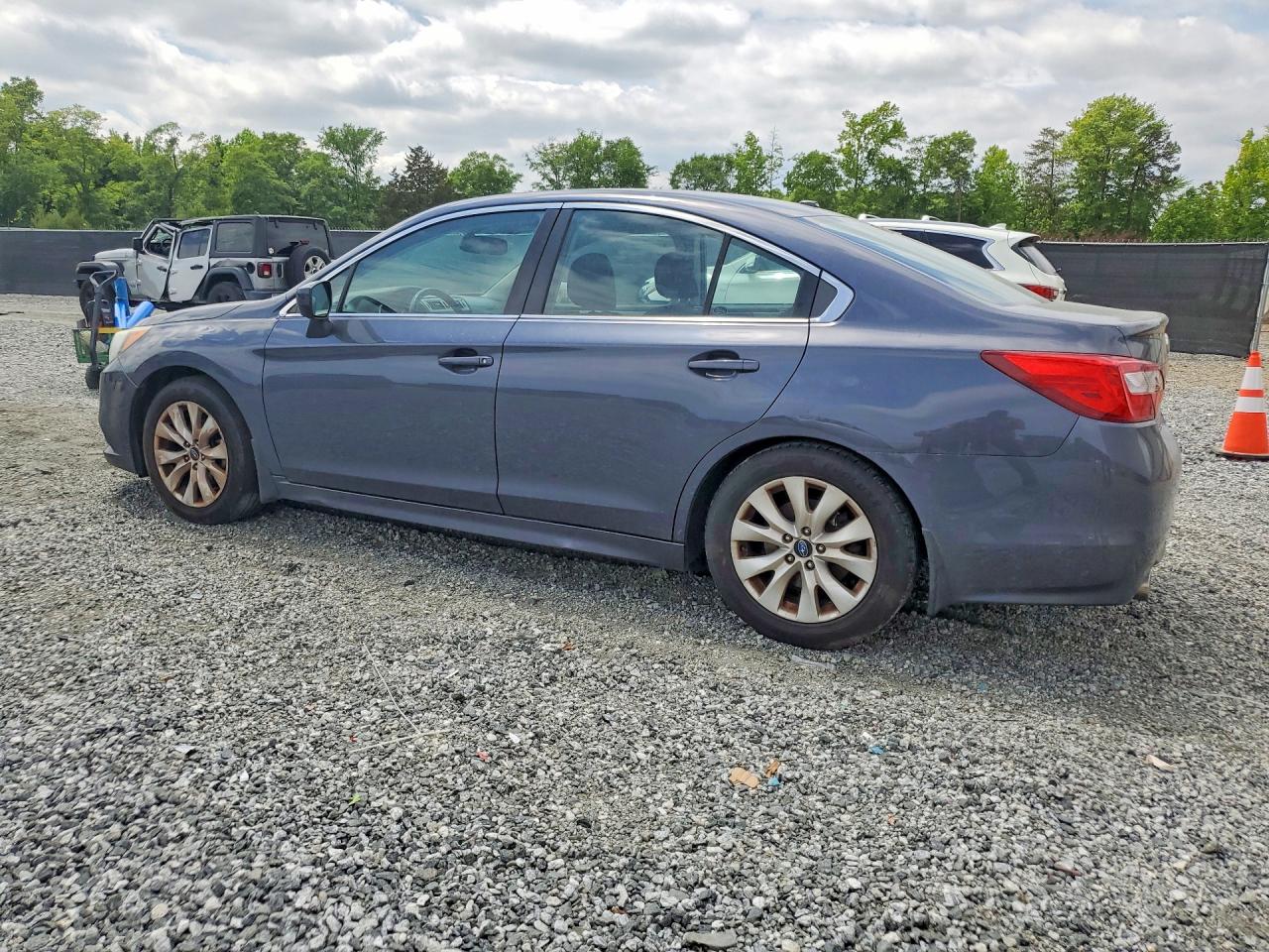 Subaru Legacy 2.5i Premium