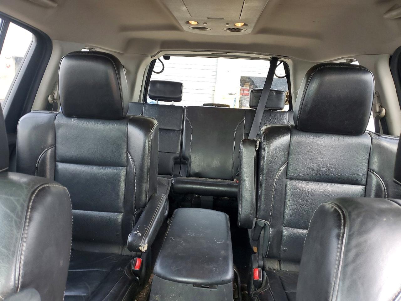 Nissan Armada Platinum