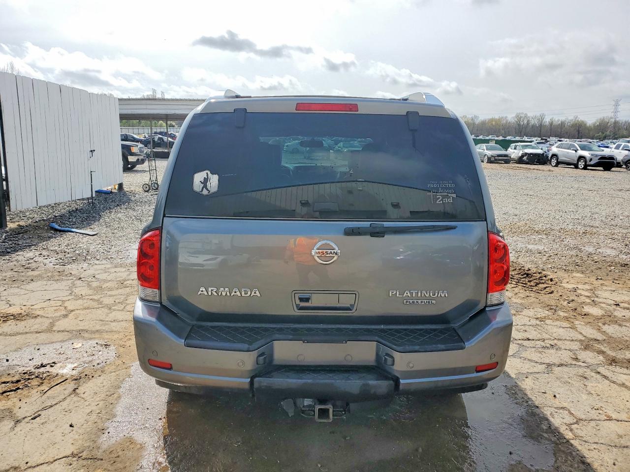 Nissan Armada Platinum