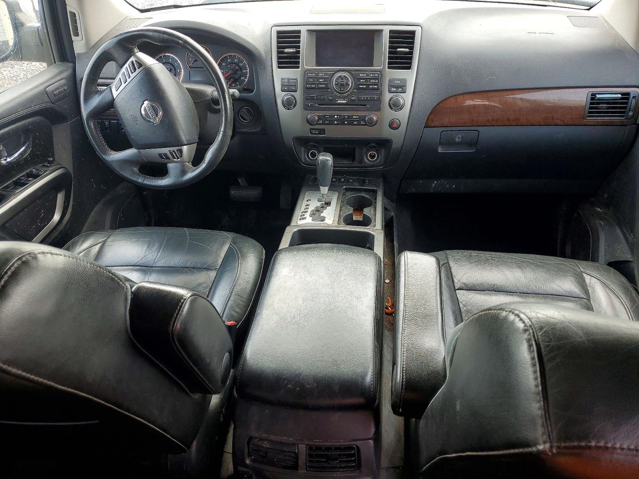 Nissan Armada Platinum