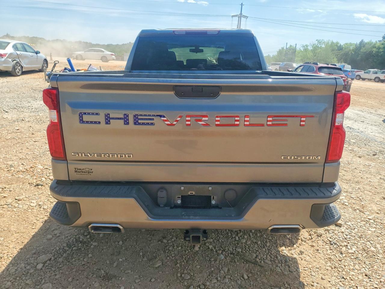 Chevrolet Silverado C1500 Custom