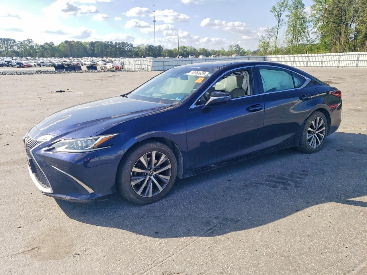 Salvage Lexus Es Image