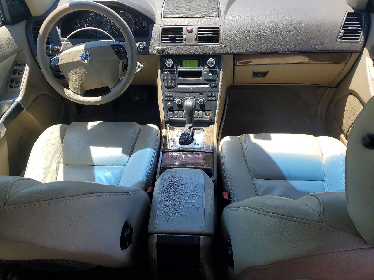 Volvo XC90 3.2