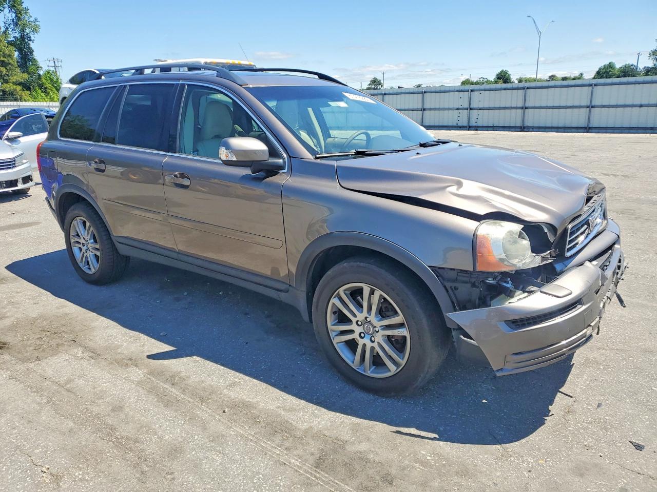 Volvo XC90 3.2