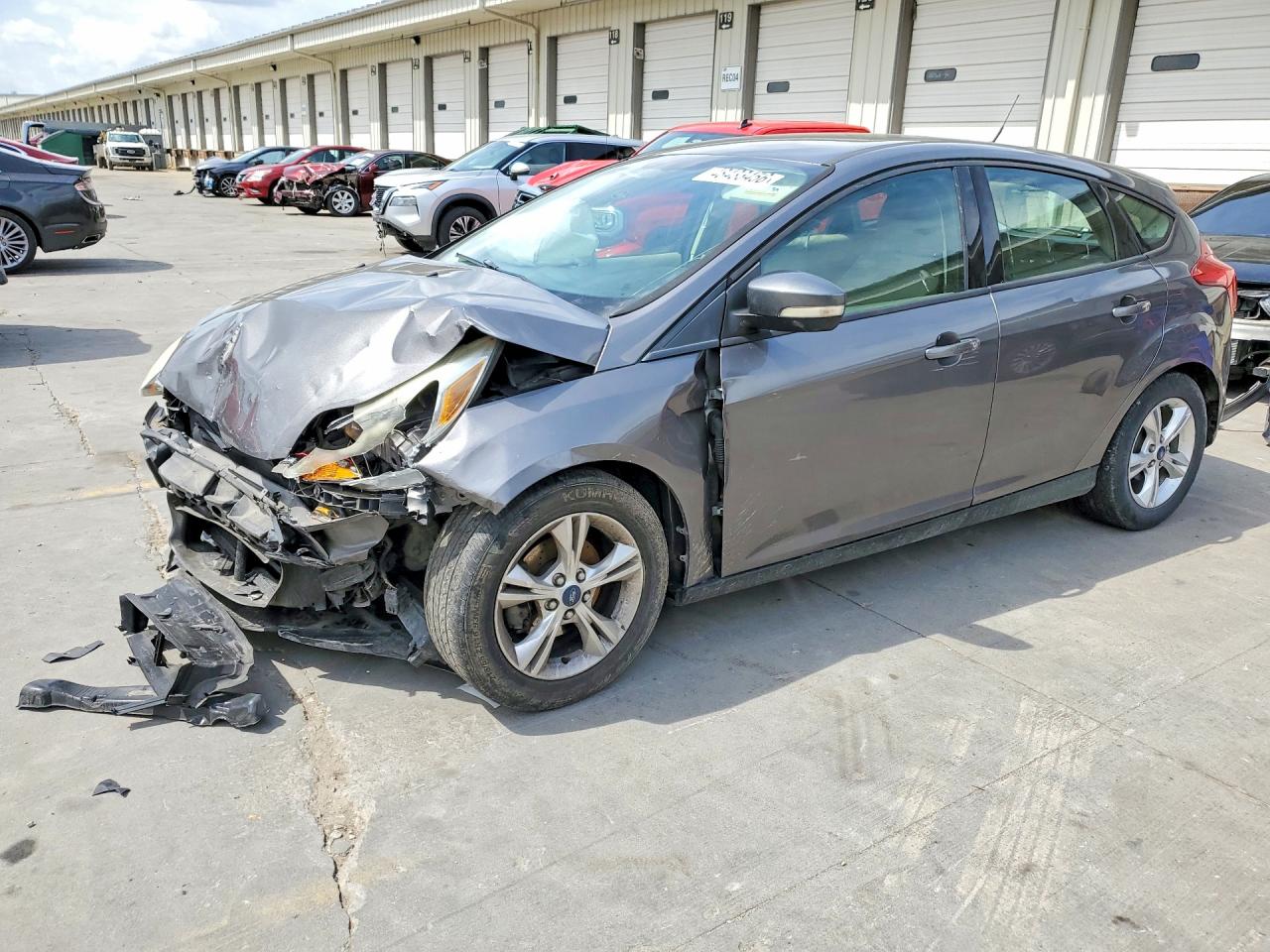 Salvage Ford Focus Image