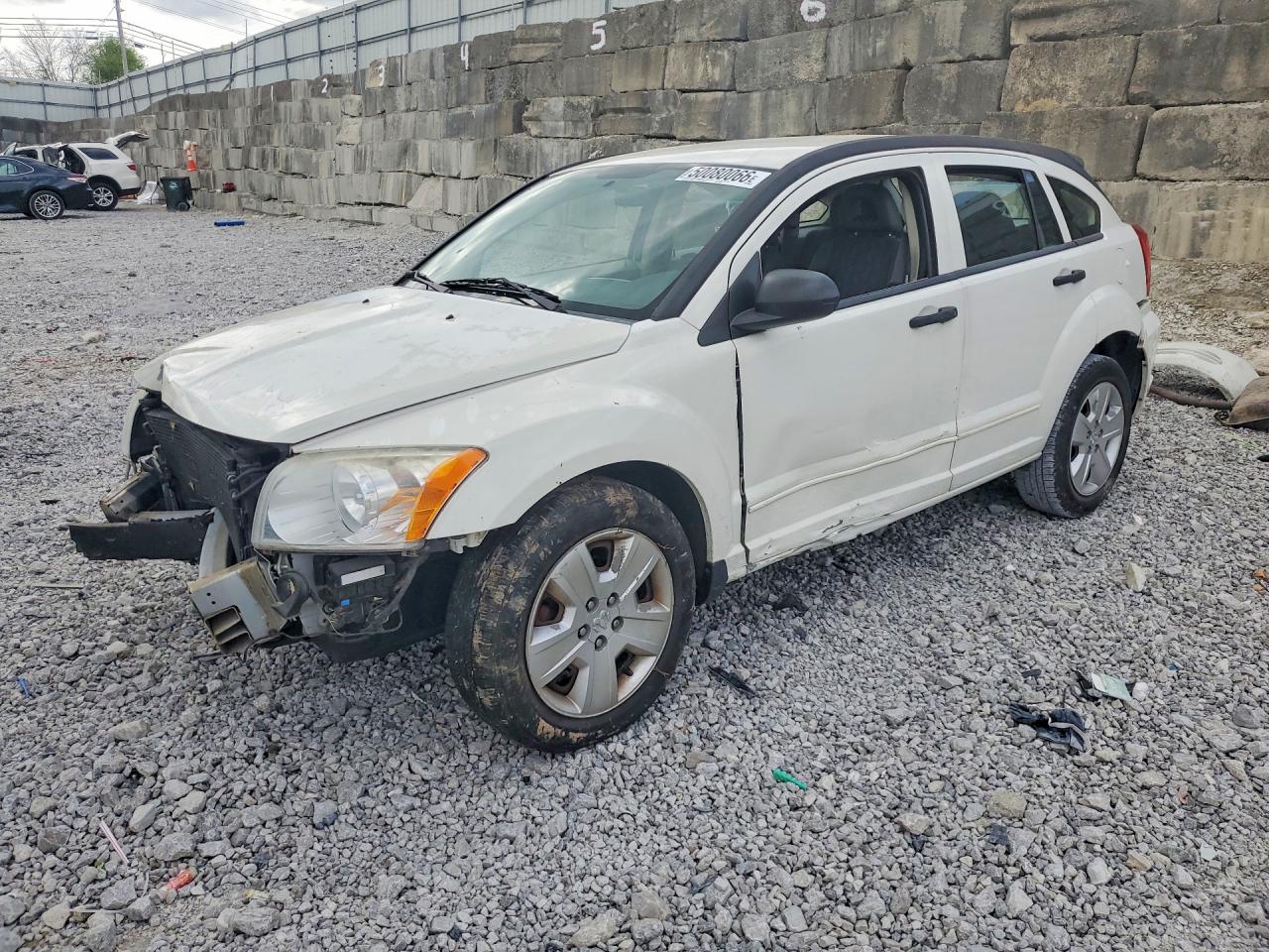 Salvage Dodge Caliber Image