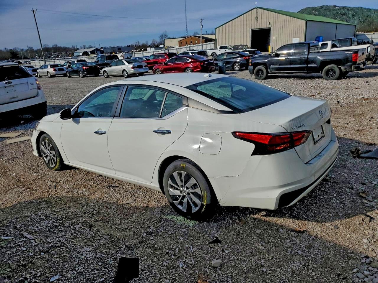 Nissan Altima S