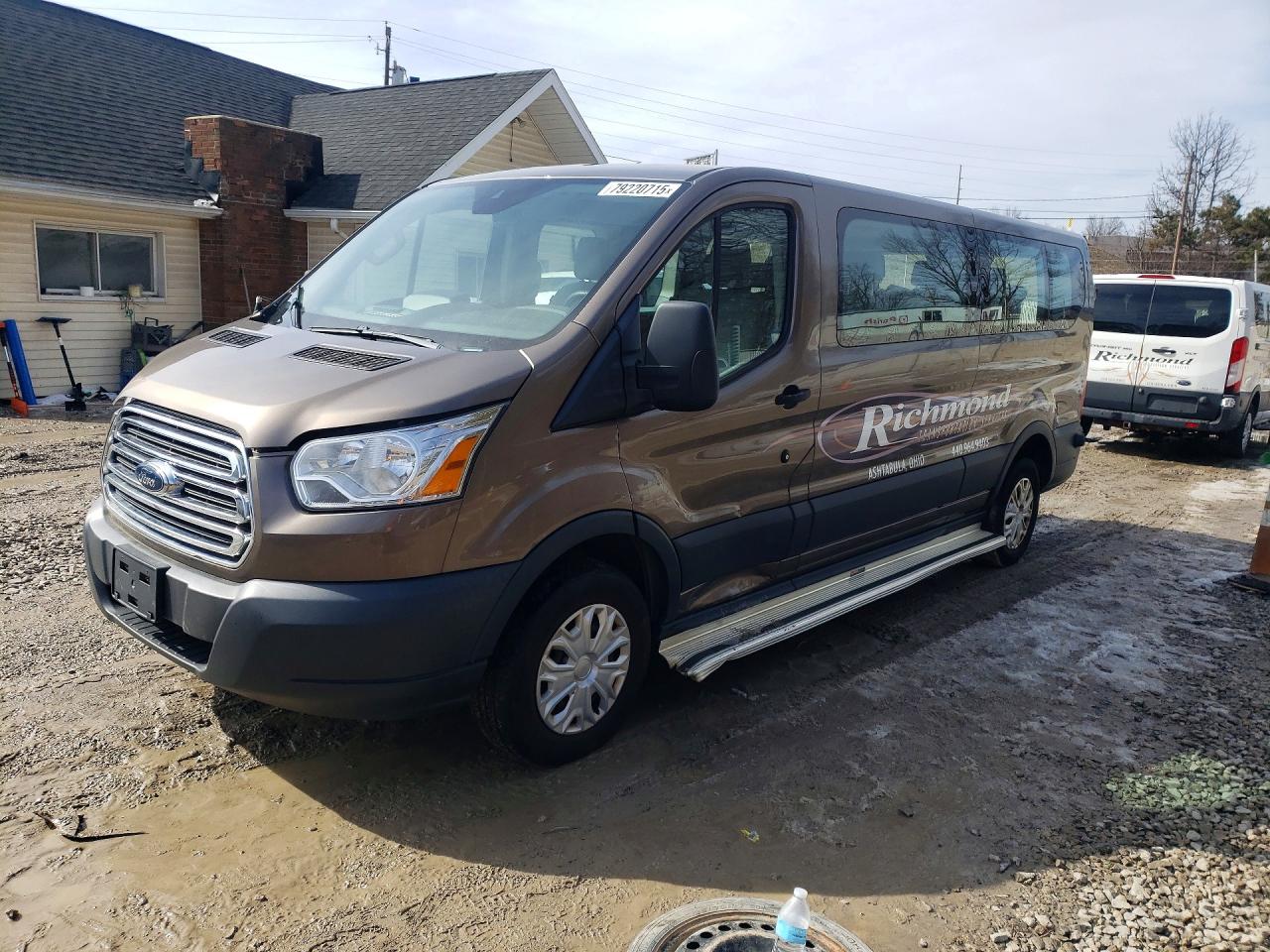 Salvage Ford Transit Image