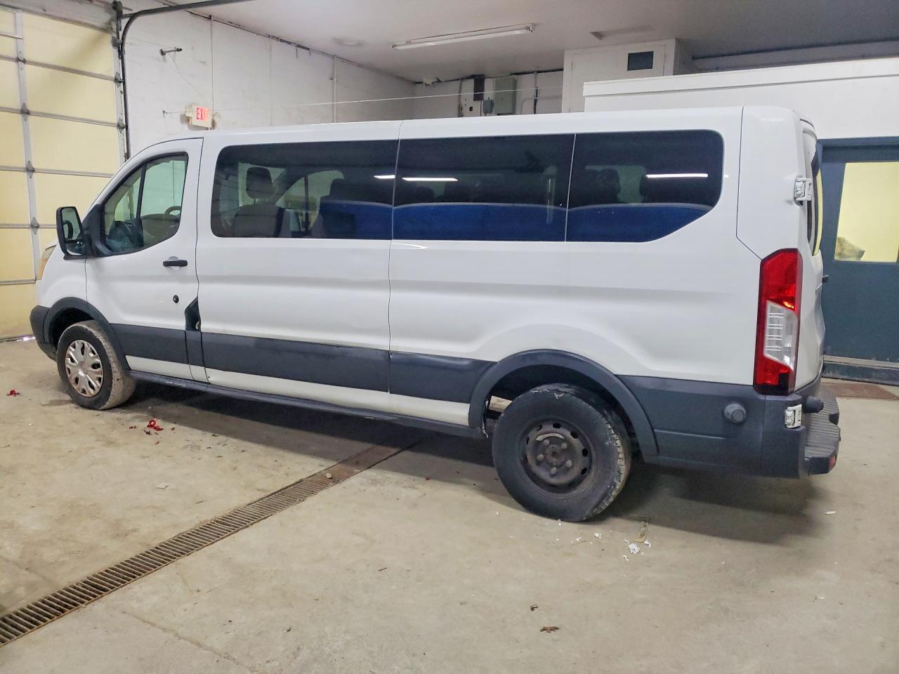 Ford Transit T-350