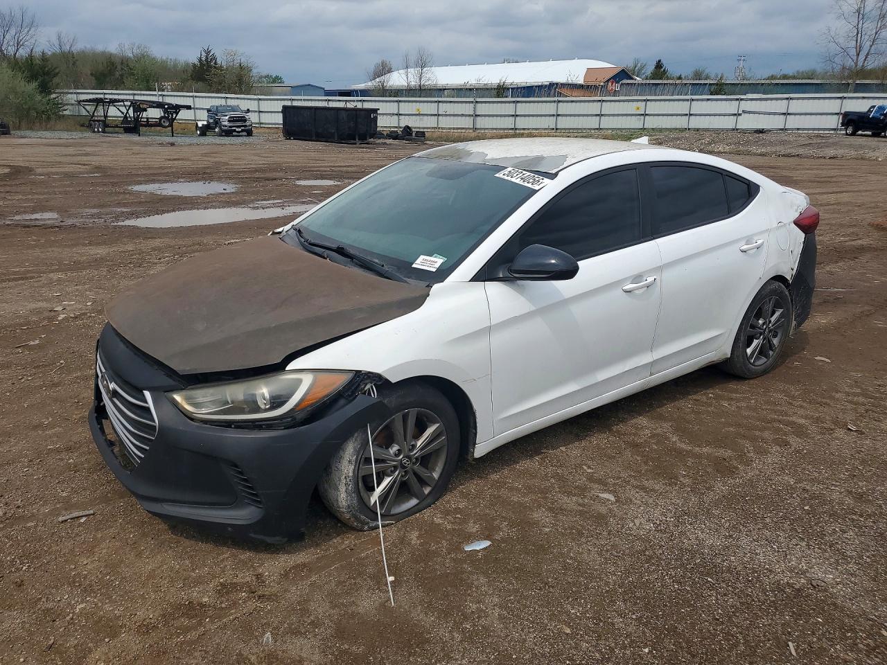 Salvage Hyundai ELANTRA Image
