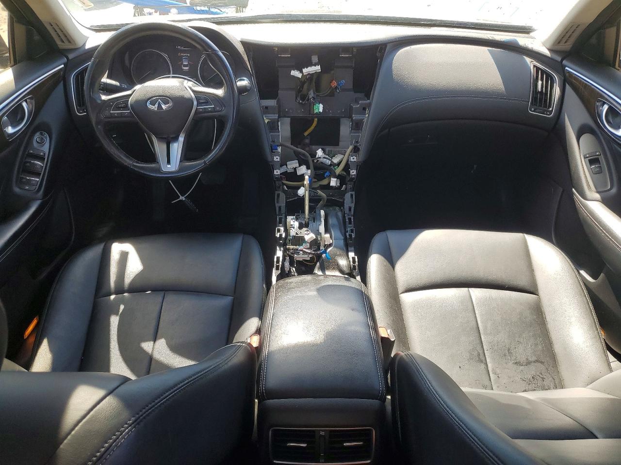 INFINITI Q50 3.0t L 3.0t Luxe