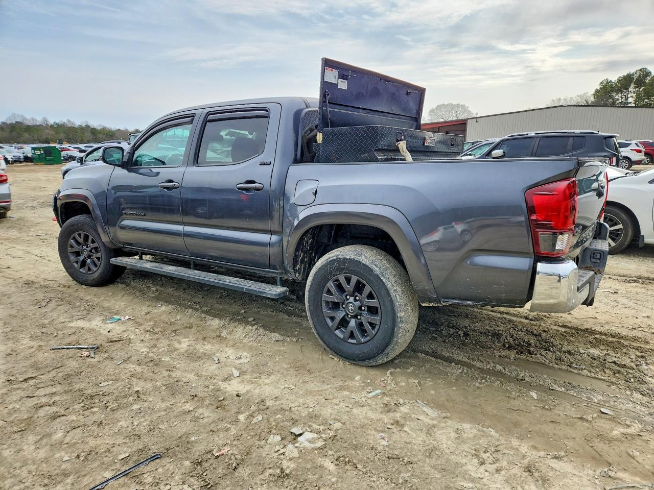 Toyota Tacoma Sr5 V6