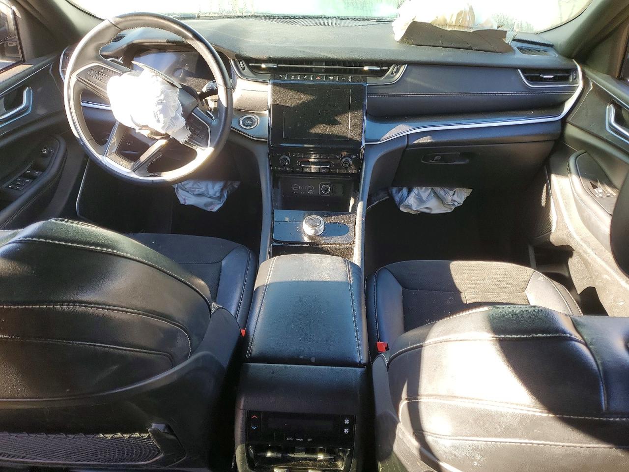 Jeep Cherokee L Laredo