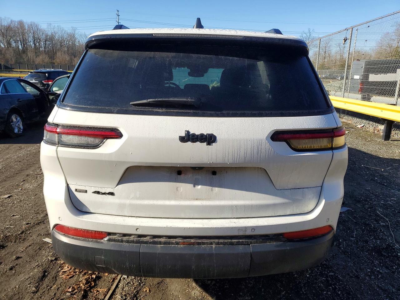 Jeep Cherokee L Laredo