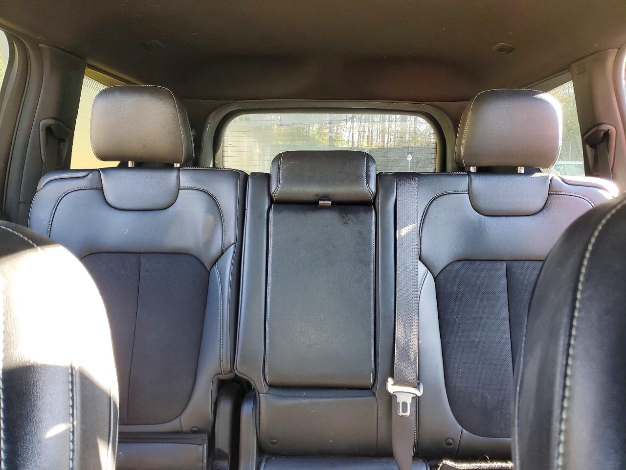 Jeep Cherokee L Laredo