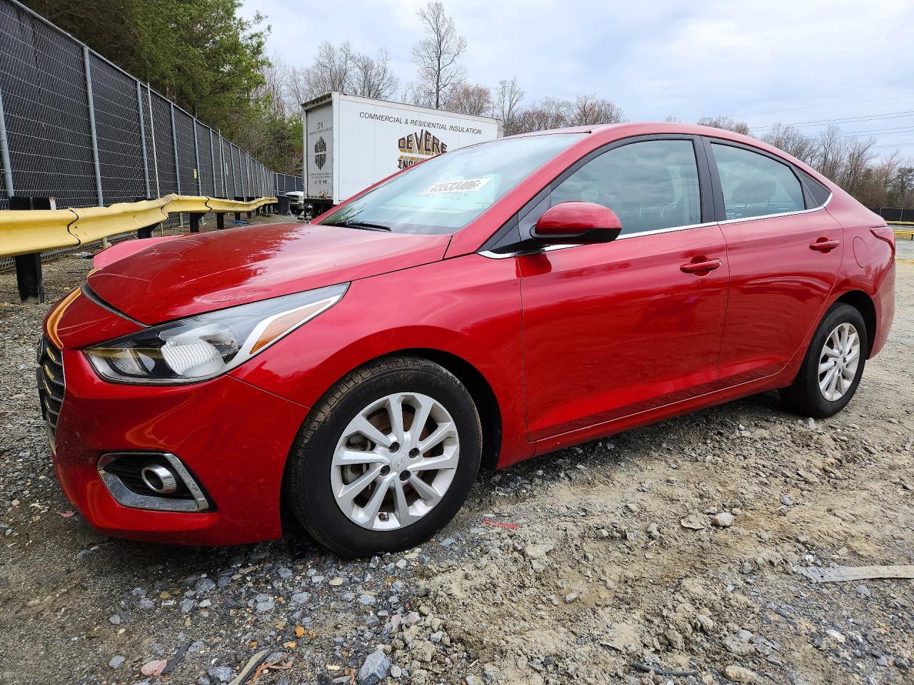 Salvage Hyundai ACCENT Image