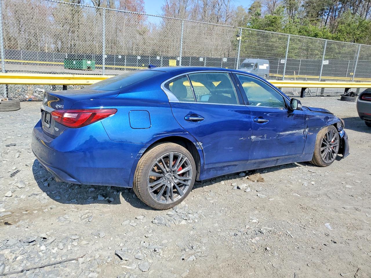 INFINITI Q50 Red Sport 400