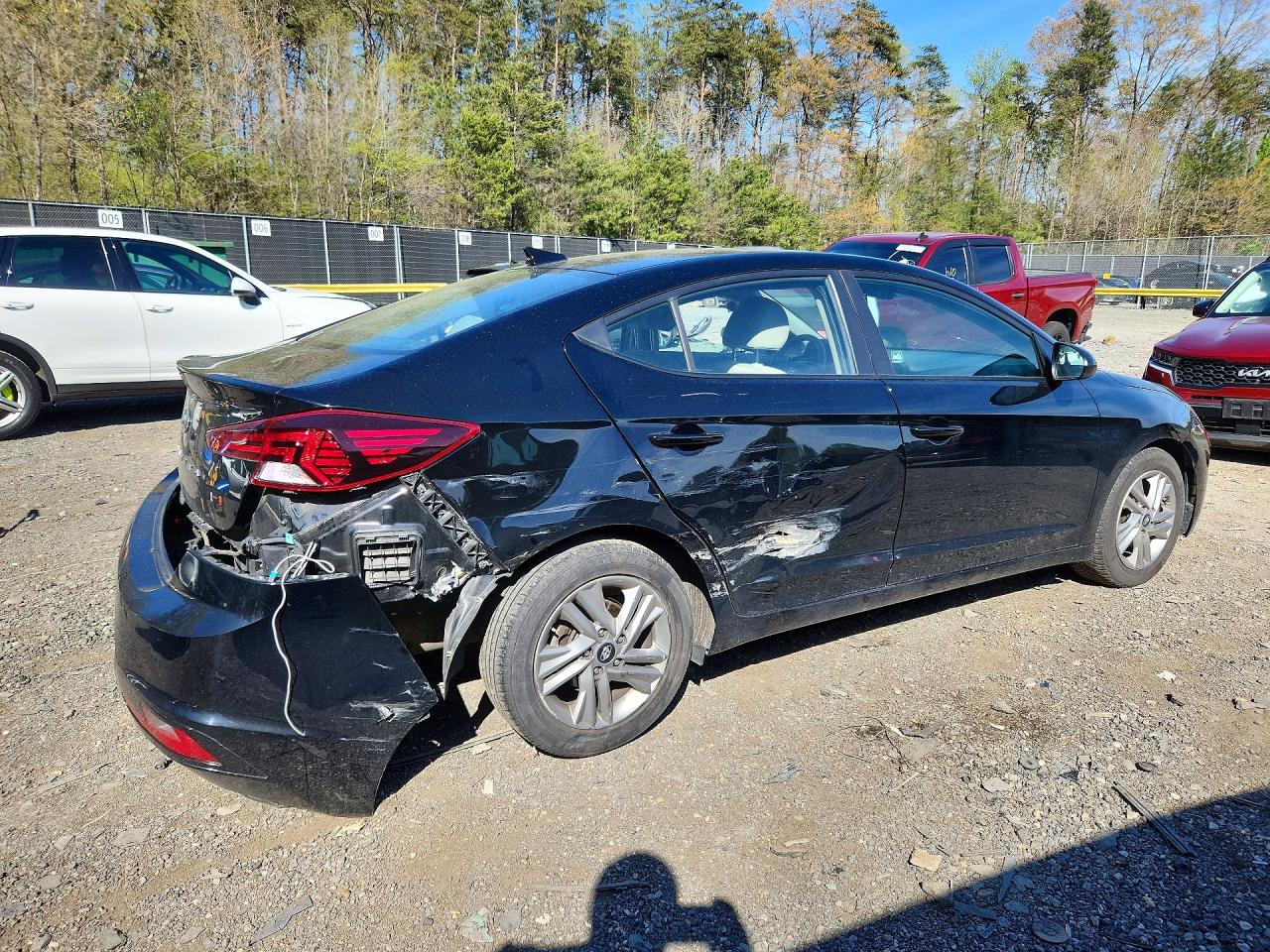 Hyundai ELANTRA Sel