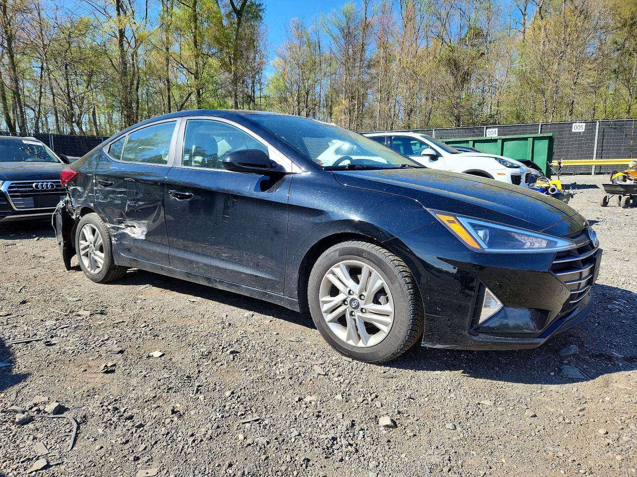 Hyundai ELANTRA Sel