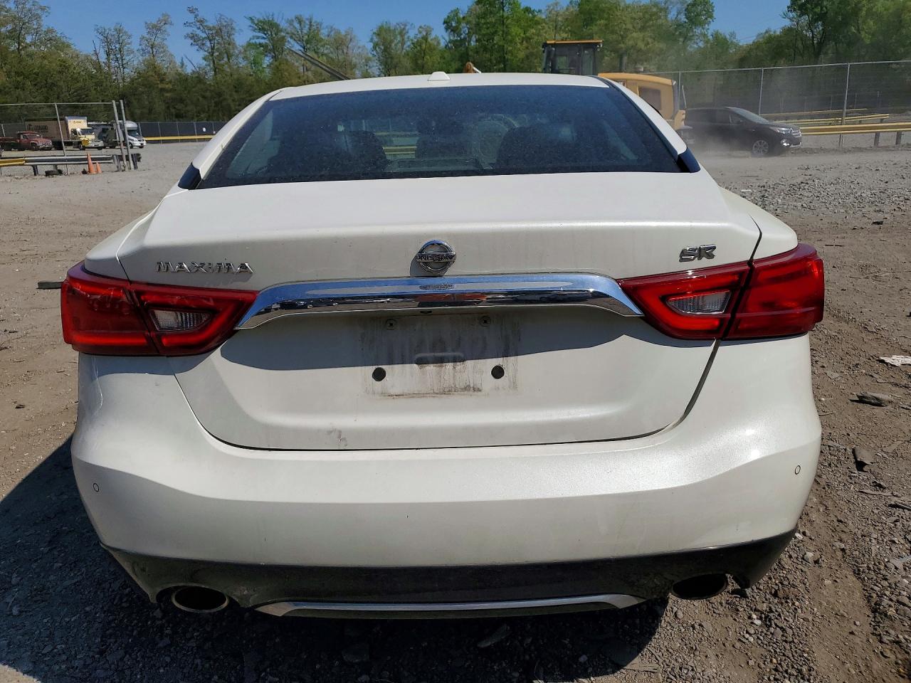 Nissan Maxima 3.5s