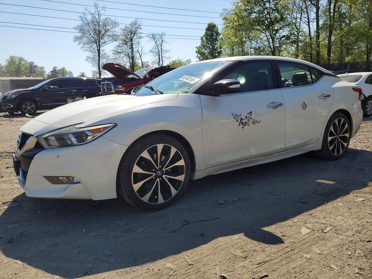 Salvage Nissan Maxima Image