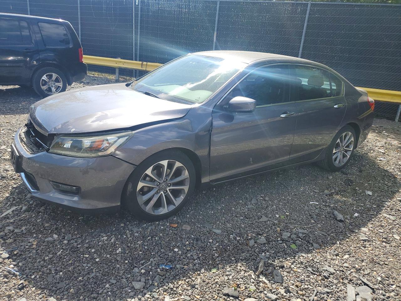 Salvage Honda Accord Image