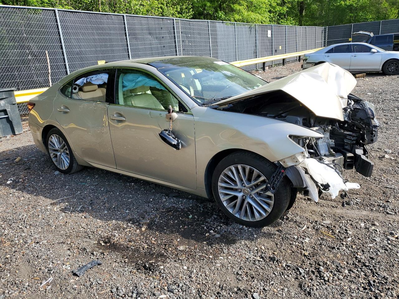 Lexus Es Base