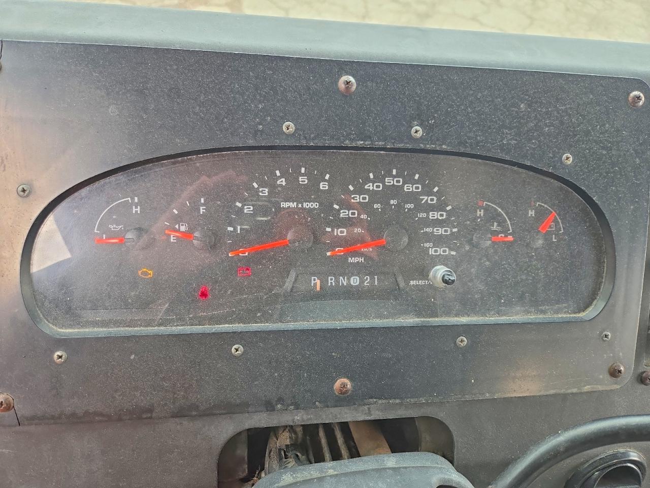 Ford Econoline E350 Super Duty Stripped Chass