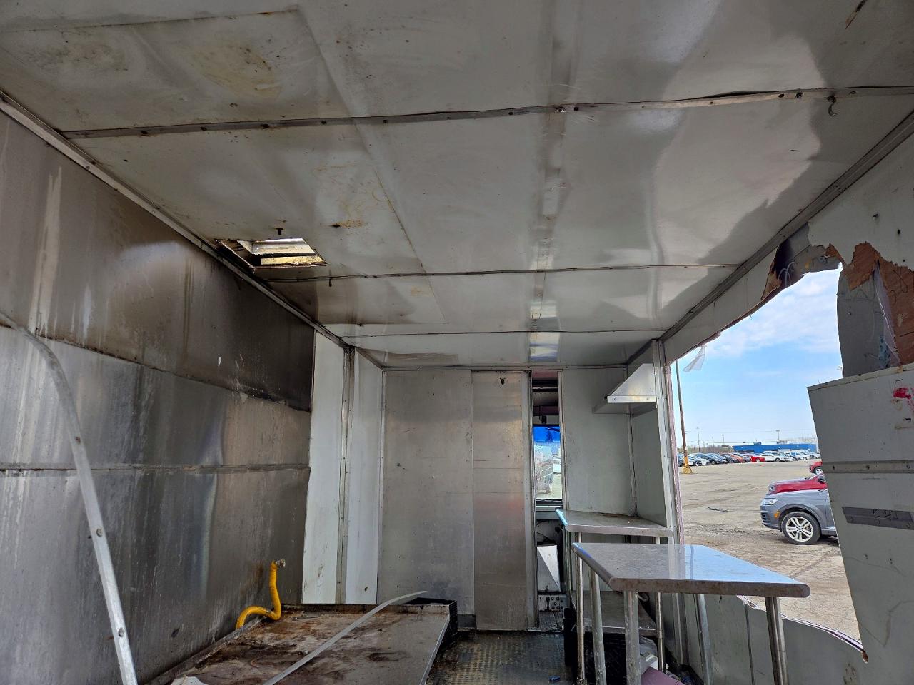 Ford Econoline E350 Super Duty Stripped Chass