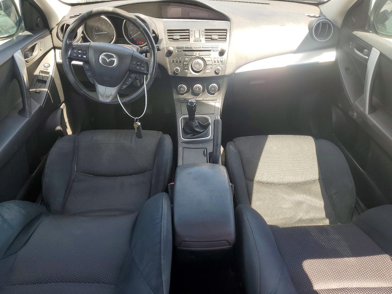 Mazda Mazda3 S
