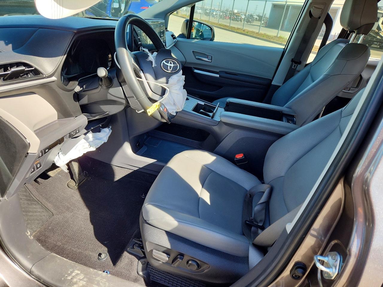 Toyota Sienna Xle 7-passenger