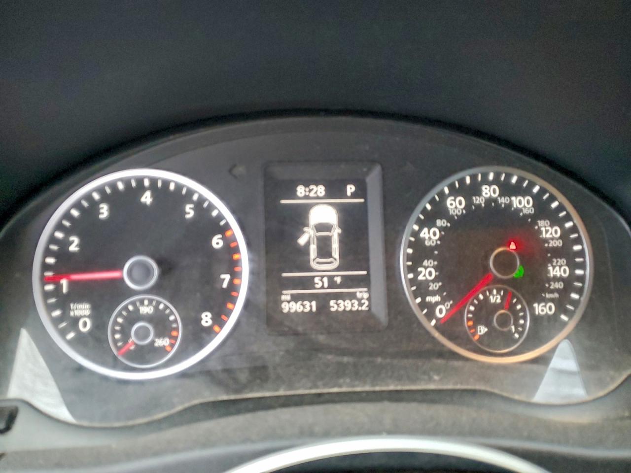 Volkswagen Tiguan S